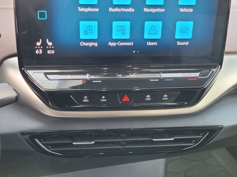 Certified 2023 Volkswagen ID.4 Pro RWD image 27
