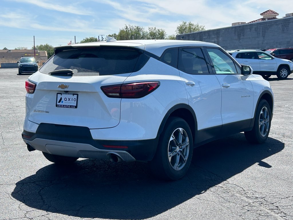 Used 2023 Chevrolet Blazer LT AWD/4WD image 3