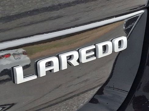 New 2025 Jeep Grand Cherokee L Laredo image 19