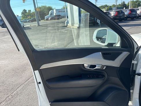 Used 2023 Volvo XC90 B5 Core w/ Protection Package Premier AWD/4WD image 15
