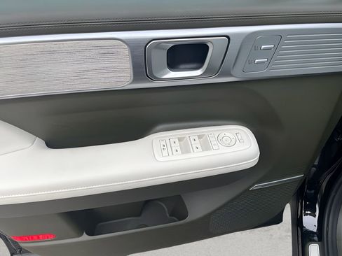 Used 2025 Hyundai Santa Fe Calligraphy image 26