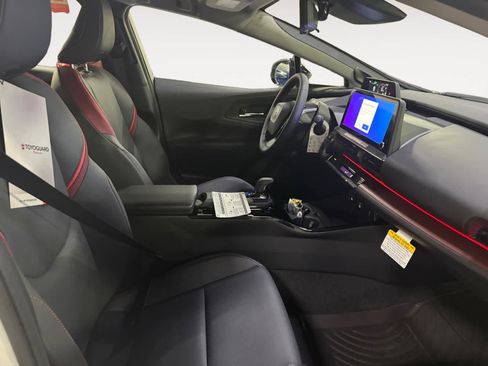 New 2026 Toyota Prius Plug-In Hybrid image 15