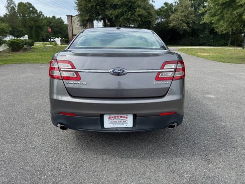 Used 2013 Ford Taurus Limited FWD image 34