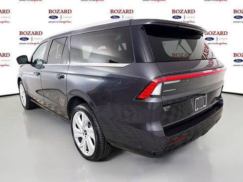 New 2025 Lincoln Navigator L Reserve AWD/4WD image 5