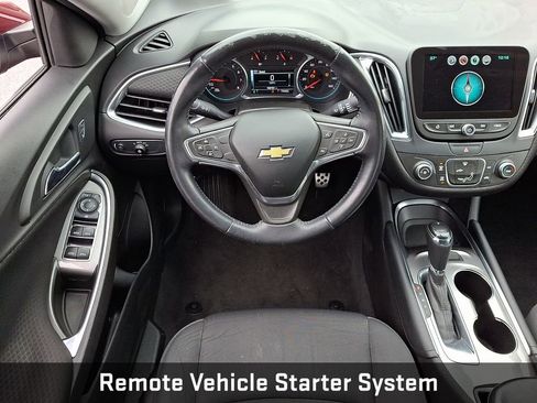 Used 2016 Chevrolet Malibu LT image 11