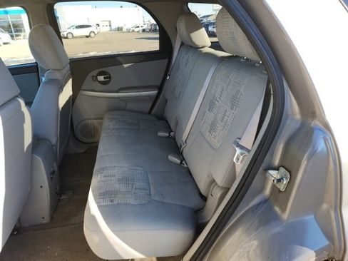 Used 2005 Chevrolet Equinox LS w/ Preferred Equipment Group image 16