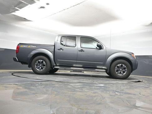 Used 2019 Nissan Frontier Desert Runner image 15