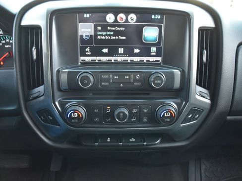 Used 2015 Chevrolet Silverado 1500 LT w/ All Star Edition AWD/4WD image 32
