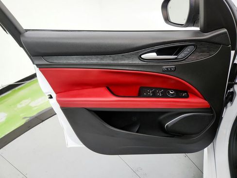 Used 2020 Alfa Romeo Stelvio Sport w/ Quick Order Package 22K Sport image 22