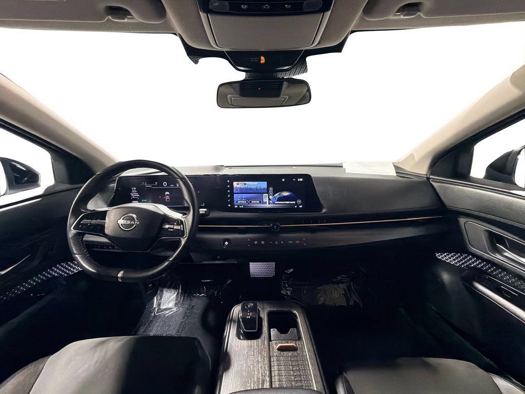 Used 2023 Nissan Ariya AWD image 22