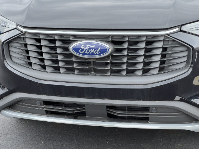 New 2024 Ford Escape SE FWD image 34