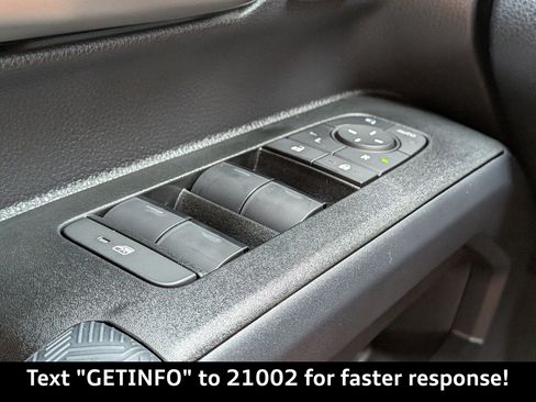 Used 2025 Toyota 4Runner Limited image 28