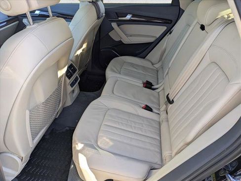 Used 2018 Audi Q5 2.0T Premium Plus w/ Premium Plus Package image 21
