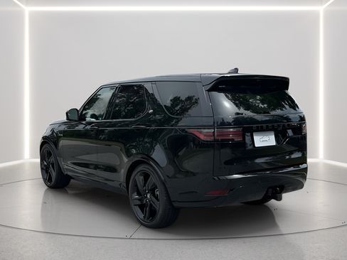 Certified 2025 Land Rover Discovery Dynamic SE AWD/4WD image 3