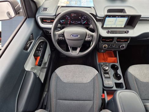 Used 2024 Ford Maverick XLT image 7