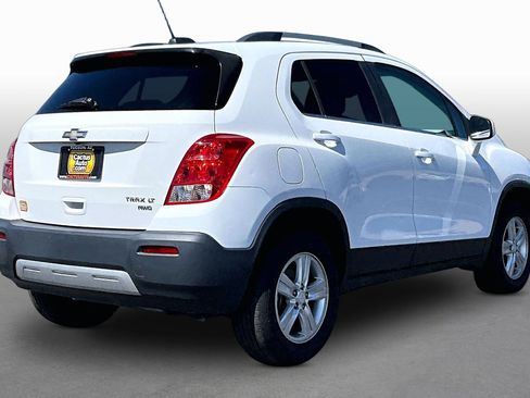 Used 2016 Chevrolet Trax LT AWD/4WD image 2
