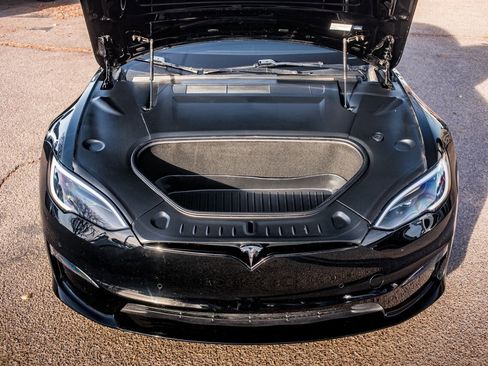 Used 2022 Tesla Model S Plaid image 39