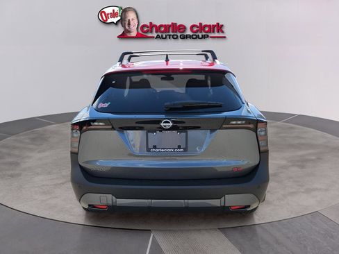 New 2026 Nissan Kicks SR w/ Cold Weather Package FWD image 4