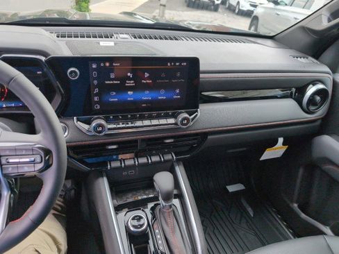 New 2025 Chevrolet Colorado Z71 w/ Technology Package image 33