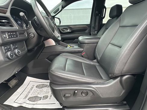 Used 2023 Chevrolet Tahoe Z71 w/ Luxury Package image 10