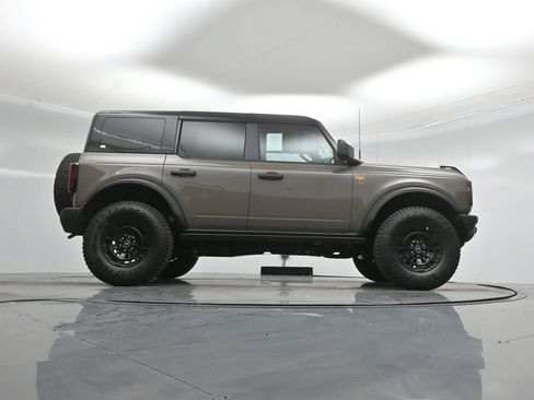 New 2026 Ford Bronco Badlands image 43