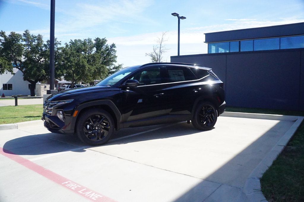 New 2026 Hyundai Tucson Limited AWD/4WD image 4