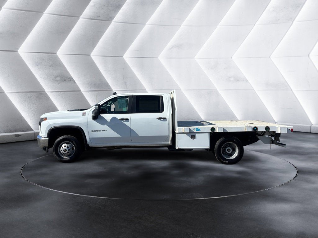 Used 2022 Chevrolet Silverado 3500 W/T w/ WT Convenience Package AWD/4WD image 2