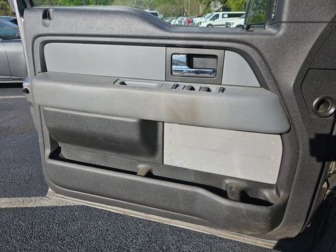 Used 2013 Ford F150 XLT w/ XLT Chrome Pkg image 24