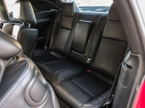 Used 2015 Dodge Challenger SRT w/ Technology Group image 37
