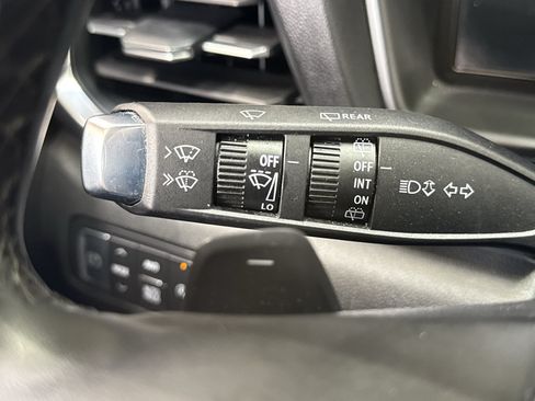 Used 2026 GMC Terrain Elevation AWD/4WD image 23