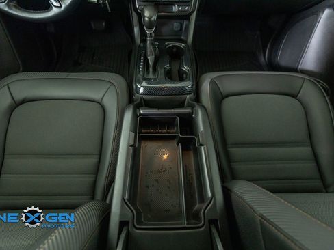 Used 2022 GMC Canyon AT4 AWD/4WD image 31