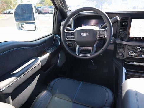 Used 2025 Ford F350 Platinum image 20