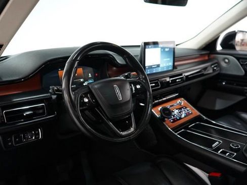 Used 2020 Lincoln Aviator Grand Touring w/ Equipment Group 302A image 16