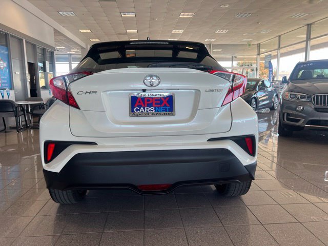 Used 2021 Toyota C-HR Limited FWD image 11