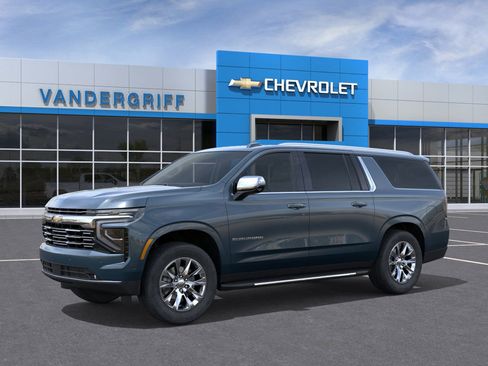 New 2026 Chevrolet Suburban Premier image 28