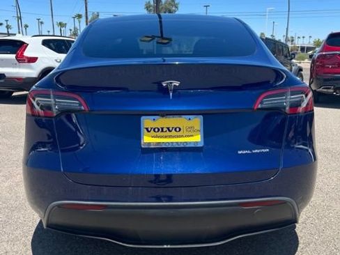 Used 2023 Tesla Model Y Long Range AWD/4WD image 4