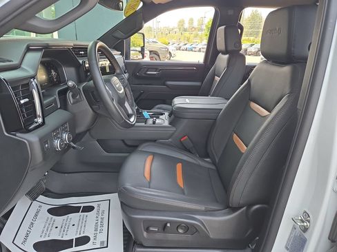 Used 2026 GMC Sierra 2500 AT4 AWD/4WD image 14