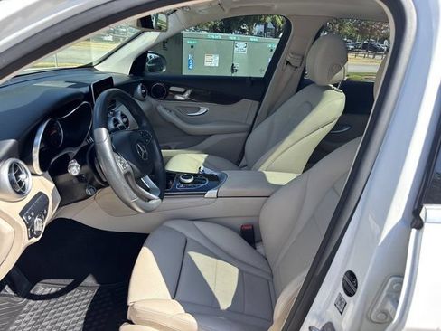 Used 2018 Mercedes-Benz GLC 300 4MATIC image 15