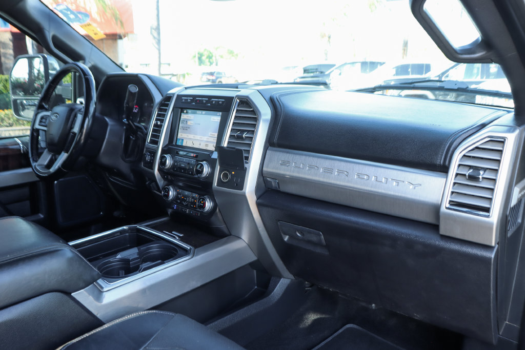 Used 2017 Ford F350 Platinum w/ Platinum Ultimate Package AWD/4WD image 45