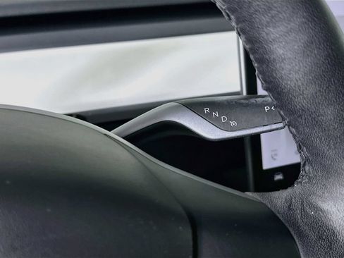 Used 2022 Tesla Model Y Performance AWD/4WD image 21