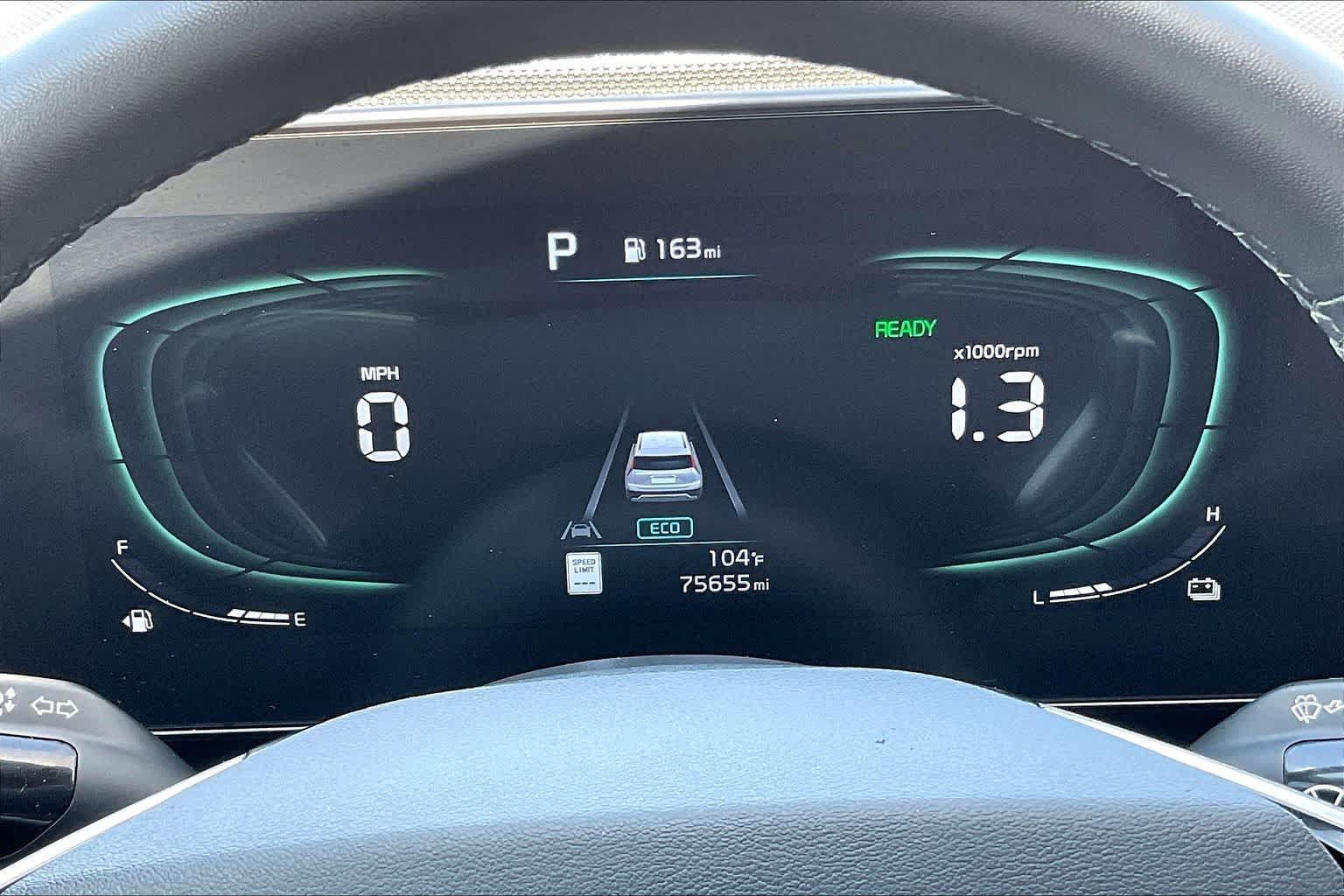 Certified 2023 Kia Niro EX Touring FWD image 17