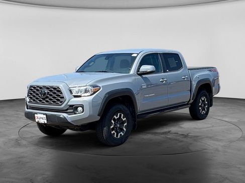 Used 2021 Toyota Tacoma TRD Sport AWD/4WD image 5