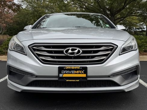Used 2015 Hyundai Sonata Sport 2.0T image 7