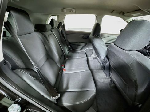 Used 2023 Nissan Rogue S image 24