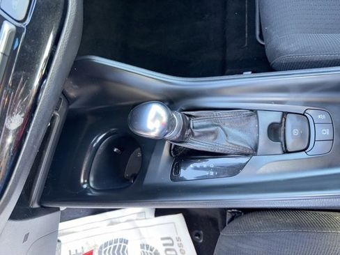 Used 2018 Toyota C-HR XLE image 17