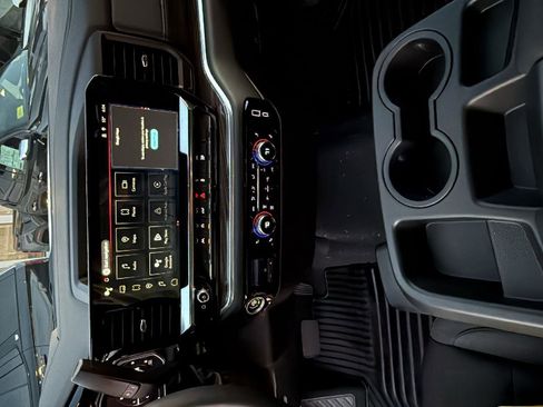 New 2026 GMC Sierra 1500 Elevation image 18