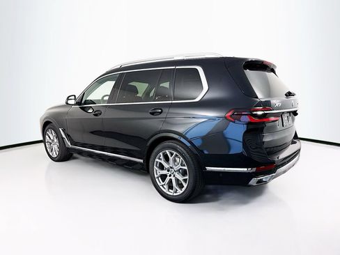 Used 2023 BMW X7 xDrive40i AWD/4WD image 2