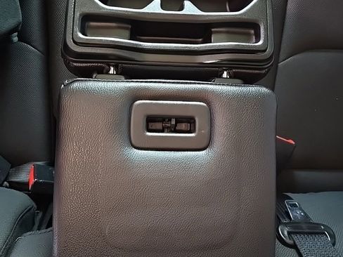 Used 2023 Jeep Wrangler Unlimited Sport w/ LED Headlamp & Fog Lamp Group image 30