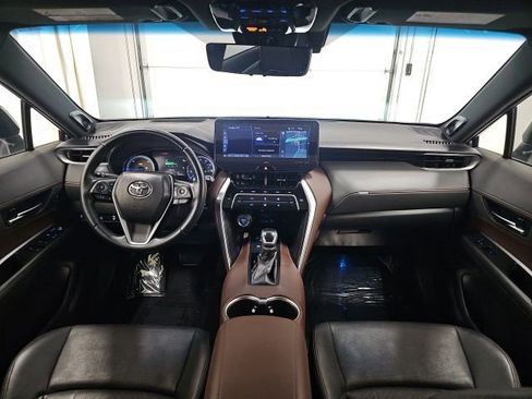 Used 2021 Toyota Venza Limited image 34