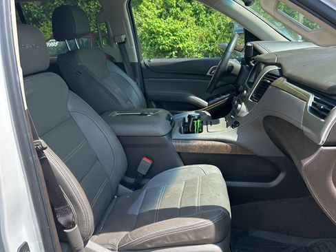Used 2018 GMC Yukon Denali w/ Denali Ultimate Package AWD/4WD image 6